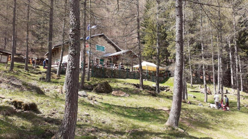 Отель Rifugio Geat Val Gravio Villar Focchiardo Экстерьер фото